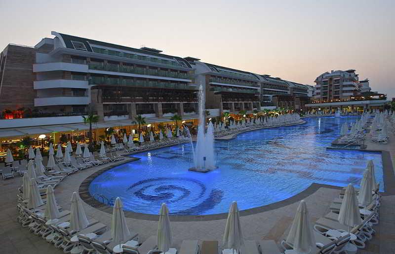 Crystal Waterworld Resort & Spa Belek Exterior foto