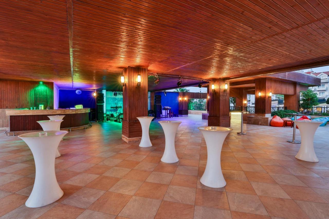 Crystal Waterworld Resort & Spa Belek Exterior foto